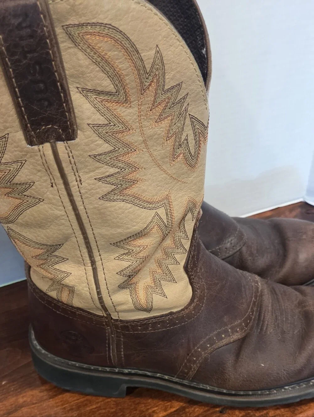 Justin Boots boots are